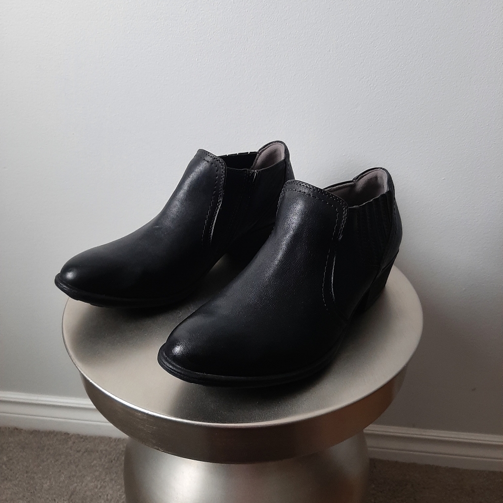 Earth Peak Peru Leather Bootie Sz 12M